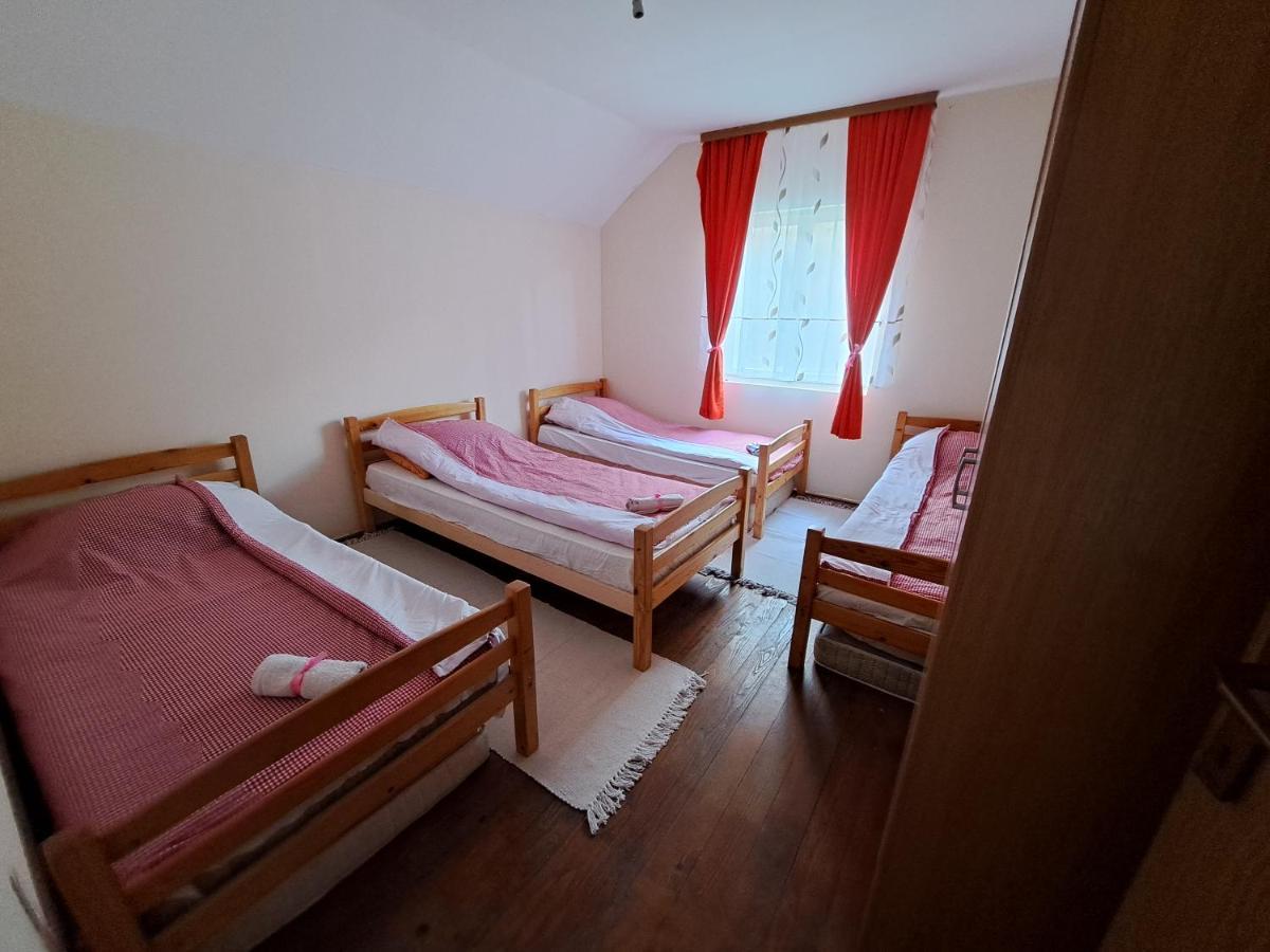 Turisticki Kompleks - Montana Tjentiste Esterno foto